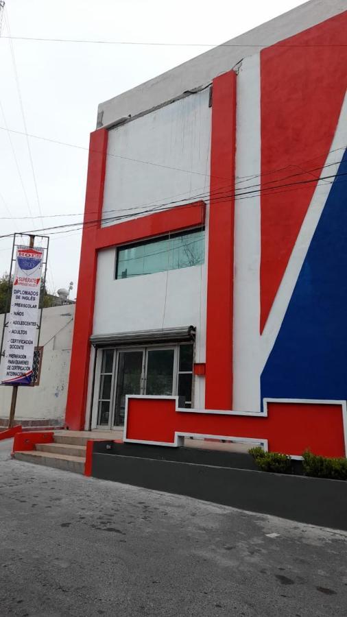 Special Hoestel In Monterrey! Экстерьер фото